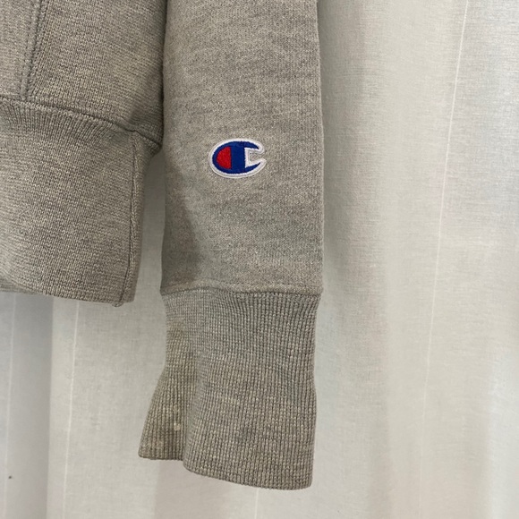 Champion hoodie - Picture 2 of 4